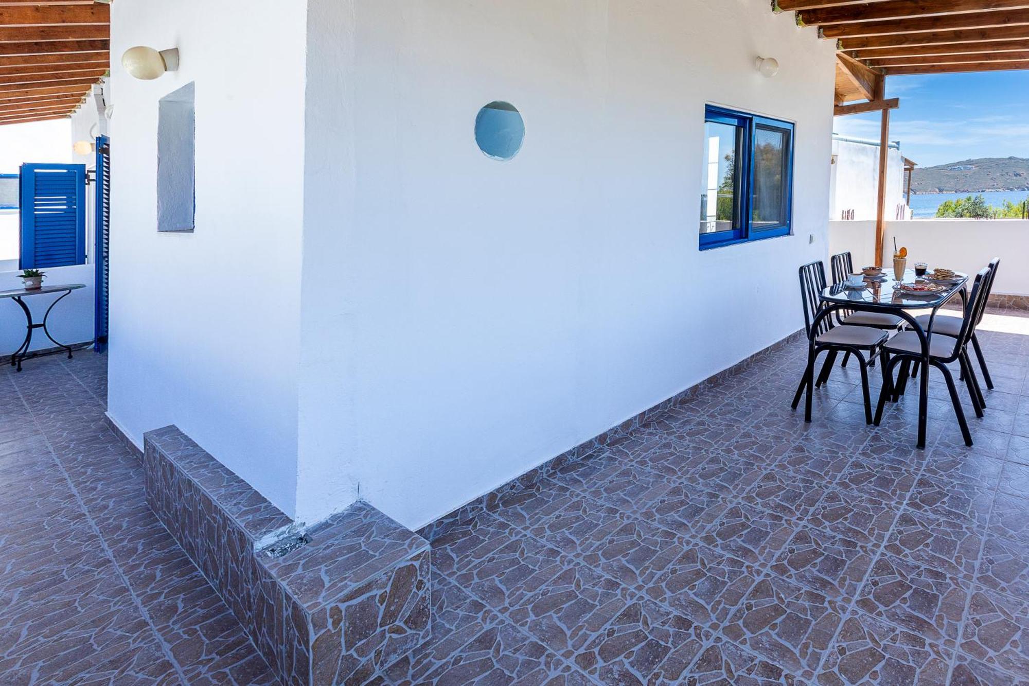 Vassilia On The Beach Serifos Livadakia Exterior photo